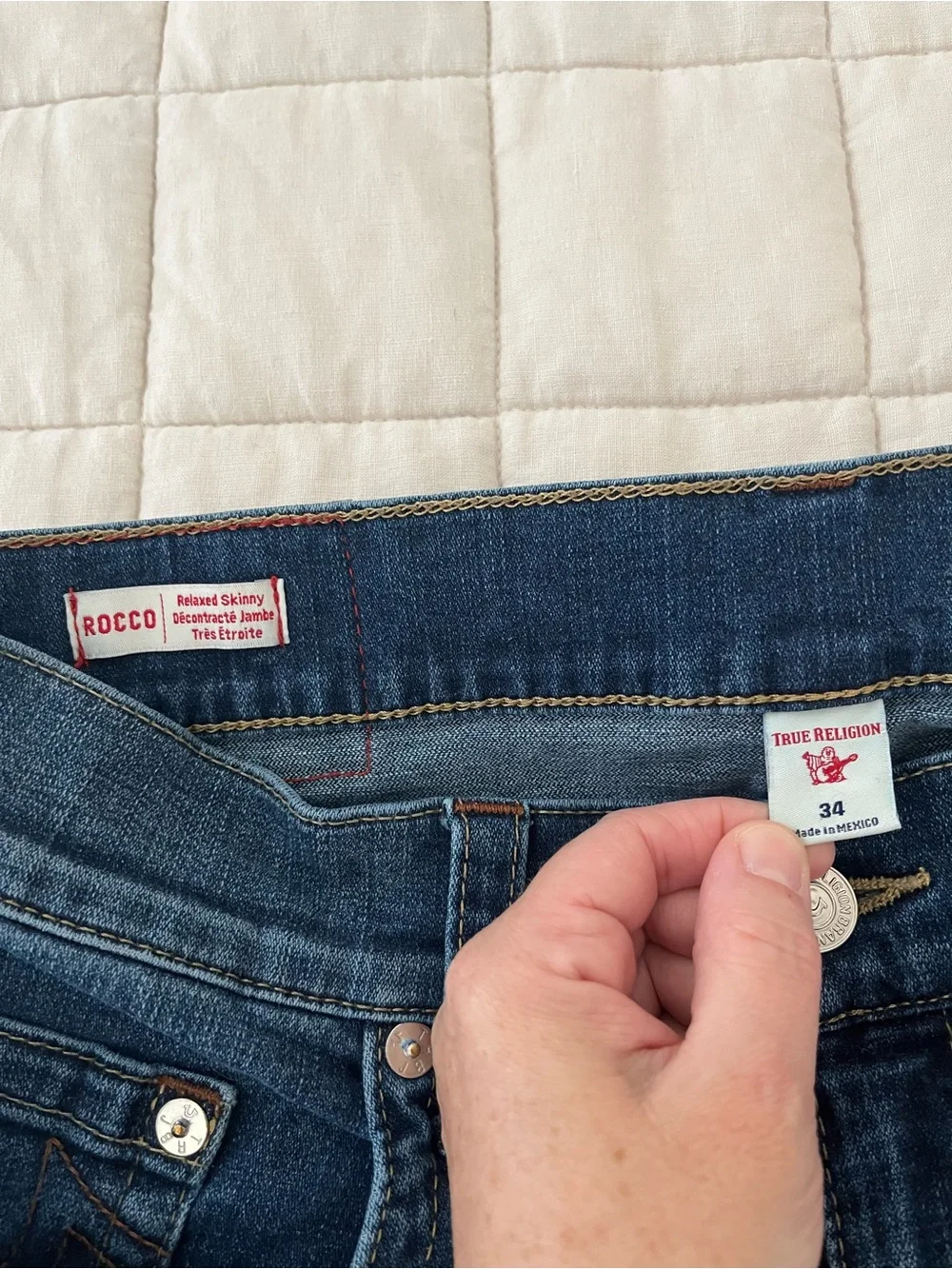 EUC True Religion Rocco Relaxed Skinny Jeans - Dark Blue size 34